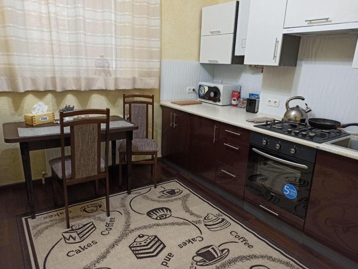 Apartament Квартира В Самом Центре Wi-Fi Czerniowce Zewnętrze zdjęcie