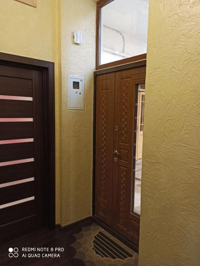 Apartament Квартира В Самом Центре Wi-Fi Czerniowce Zewnętrze zdjęcie